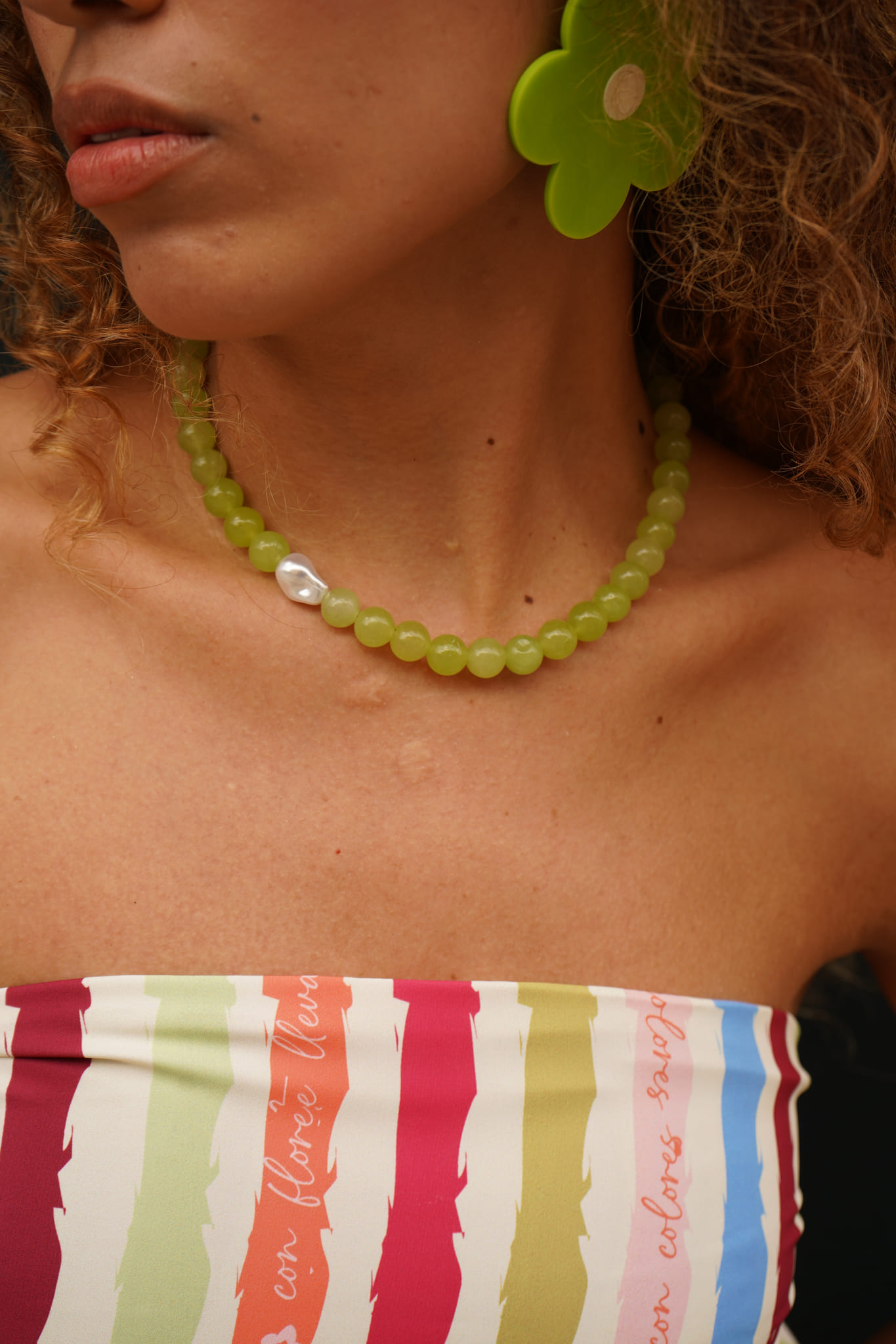 Aretes florecita verde